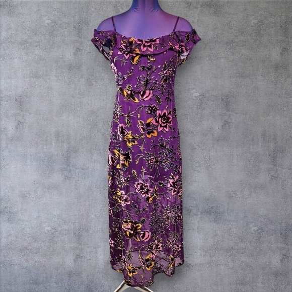 Honey Punch Aubergine Velvet Floral Print Off the Shoulder Midi Dress Medium K31 - Picture 1 of 11